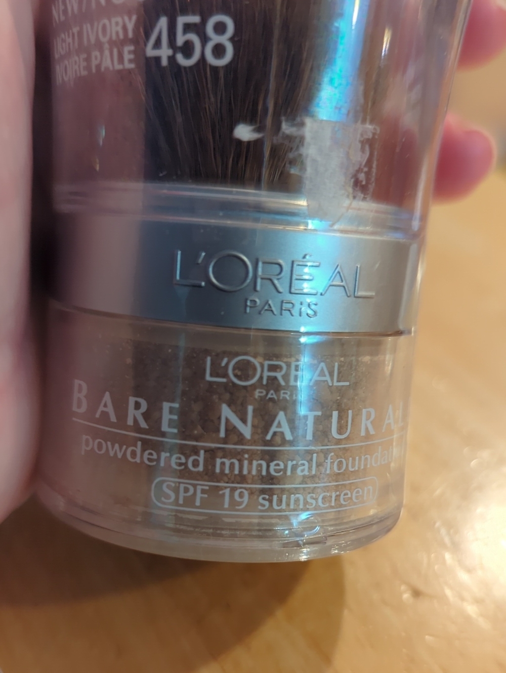 L'Oreal Paris Bare Naturale Powder Mineral Foundation Light Ivory 458 SPF 19 NWT